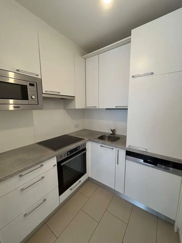 Moderne 2-Zimmer-Wohnung mit Balkon im 15. Bezirk!