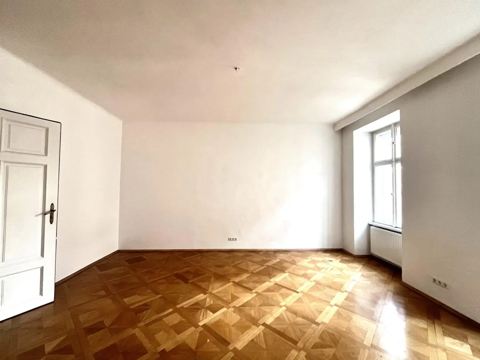 Altbau Wohnung mit Flair