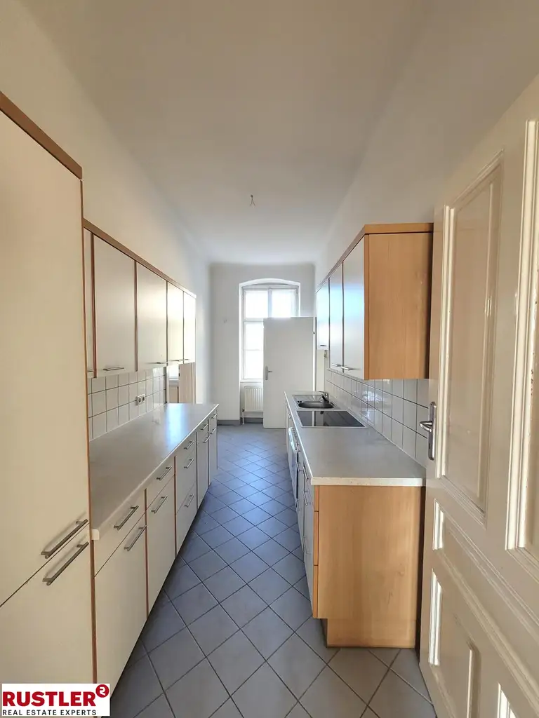 GUT GESCHNITTENE 3-ZIMMERWOHNUNG - IDEAL FÜR EINE WG!