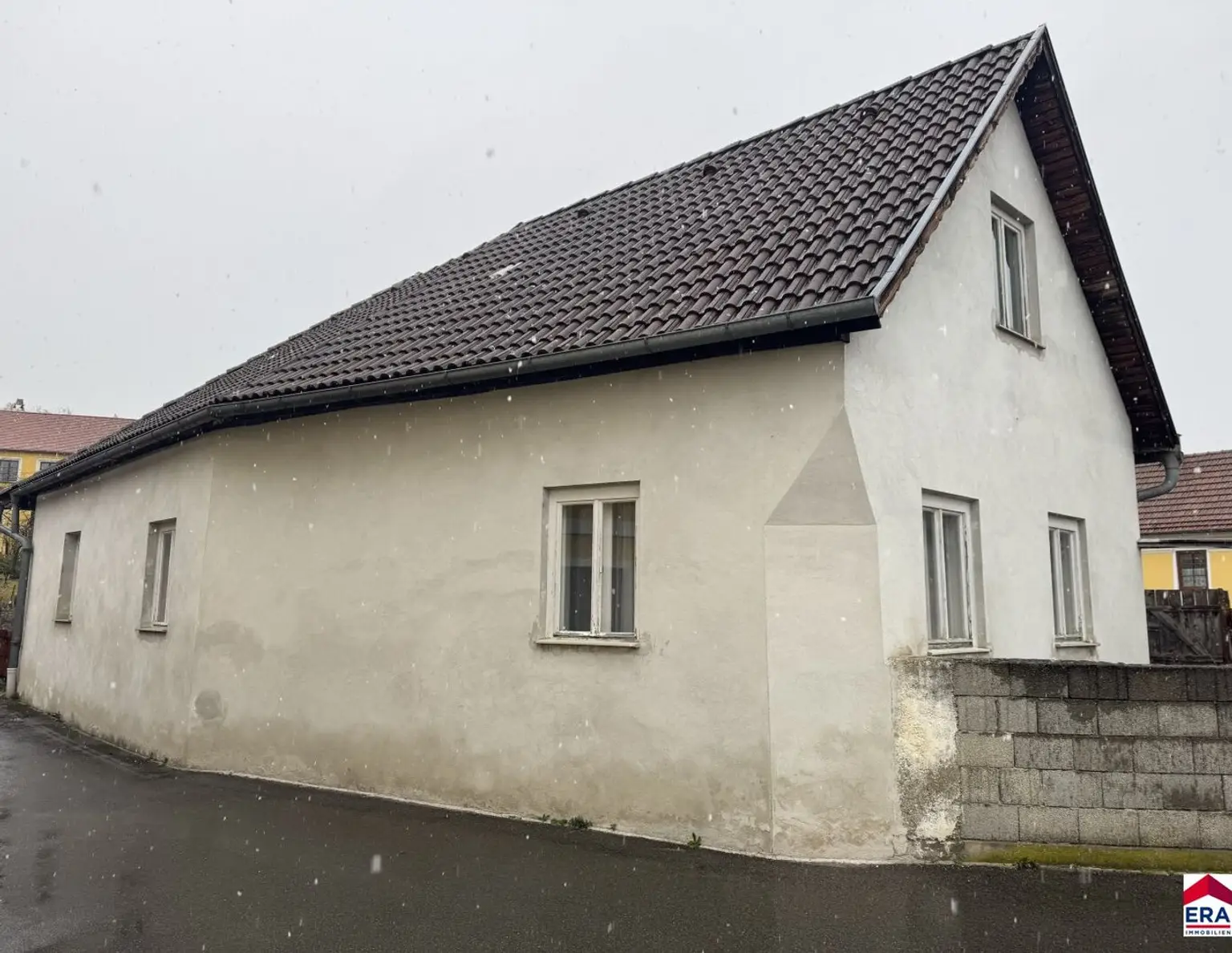 Charmantes Sanierungsprojekt: Geräumiges Haus in 3491 Wiedendorf mit 6 Zimmern!