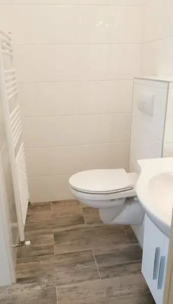 Sanierte helle Altbauwohnung - nähe U4 Hütteldorferstraße