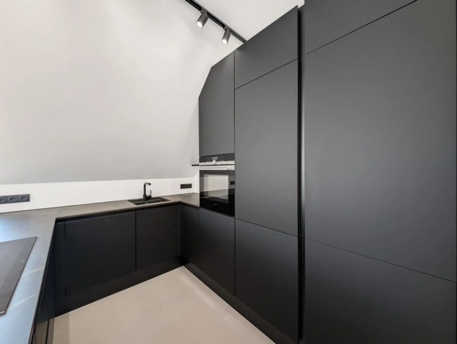 ++NEU++ Fantastische 3-Zimmer Dachgeschosswohnung mit großer Dachterrasse!