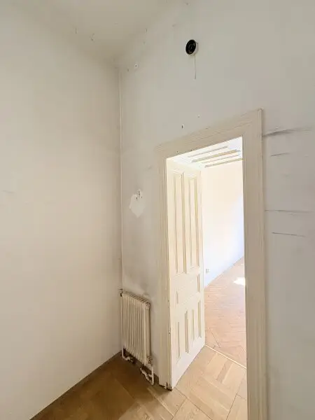 Charmante 4-Zimmer-Wohnung in 1120 Wien – Ihr Sanierungsprojekt zum Top-Preis!