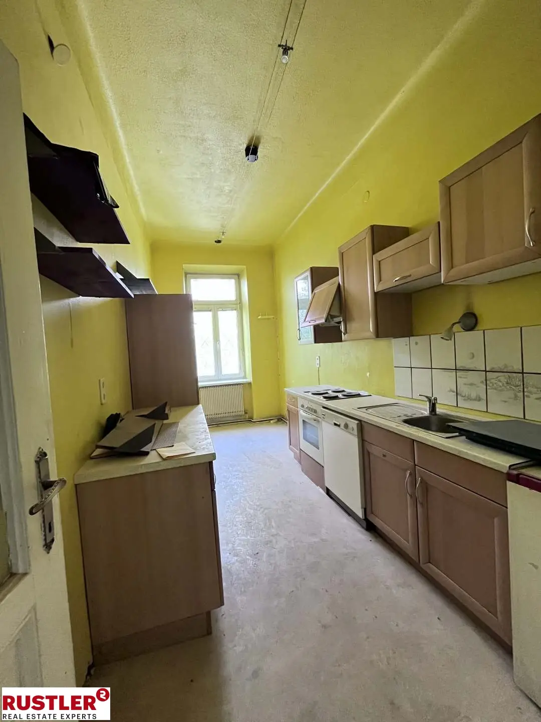 Charmante 2-Zimmer-Wohnung mit viel Potenzial!