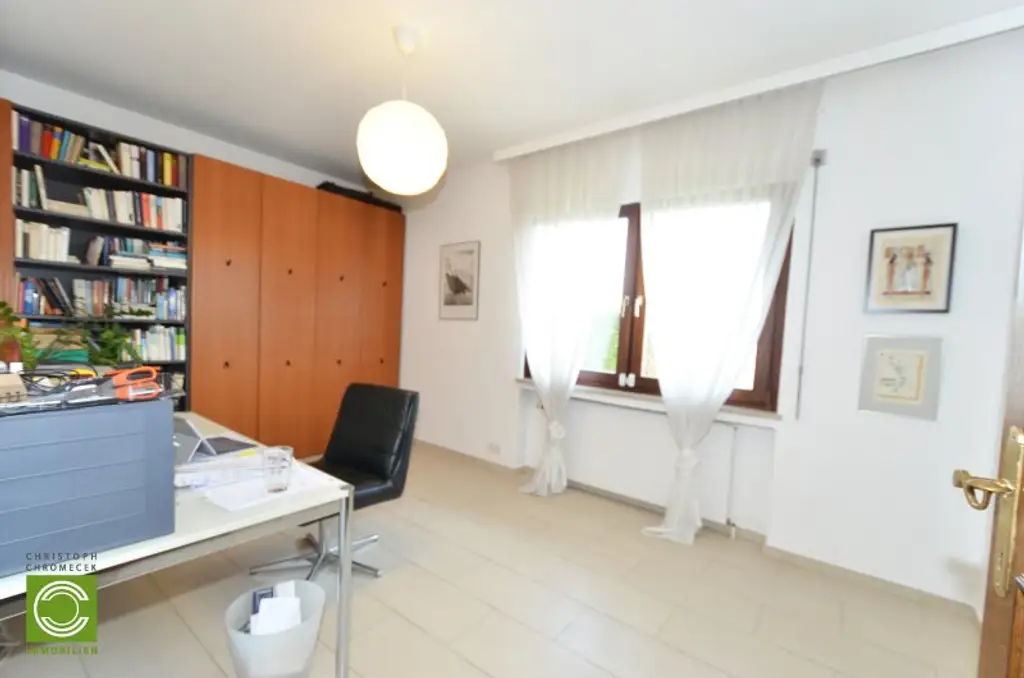 CHRISTOPH CHROMECEK IMMOBILIEN - PERCHTOLDSDORF - Gepflegtes und geräumiges Einfamilienhaus mit vielen Extras!