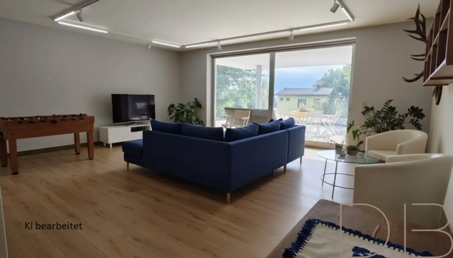 Kellerraum & Terrassen Ausgang unten