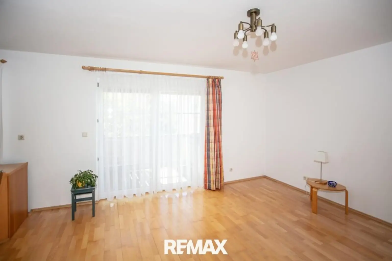 Wohnzimmer Ansicht 1