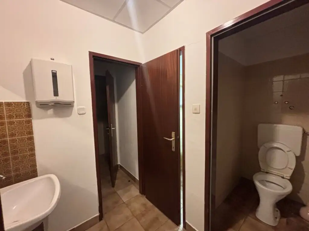 Top Geschäftslokal im Gewerbegebiet