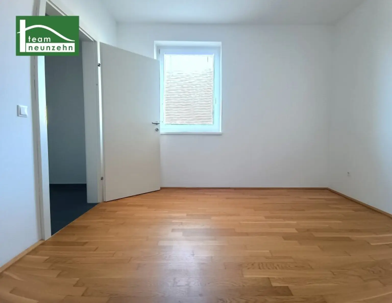 Freundlicher Wohngenuss mit vielen Extras - Tolle Lage und schöne Außenfläche - Nahe Sonnenpark