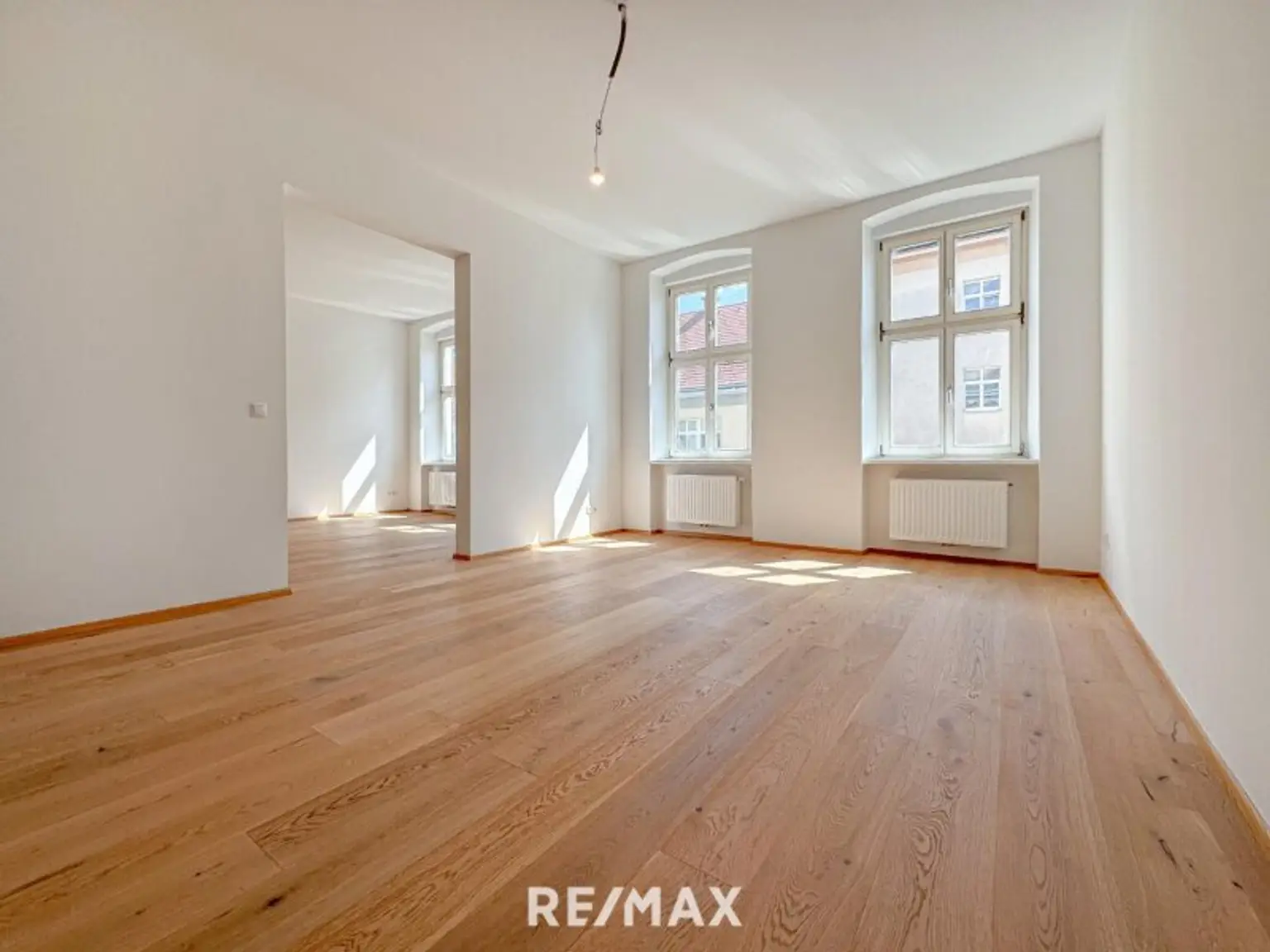 Charmante 2 Zimmer Stilaltbauwohnung nahe Brunnenmarkt