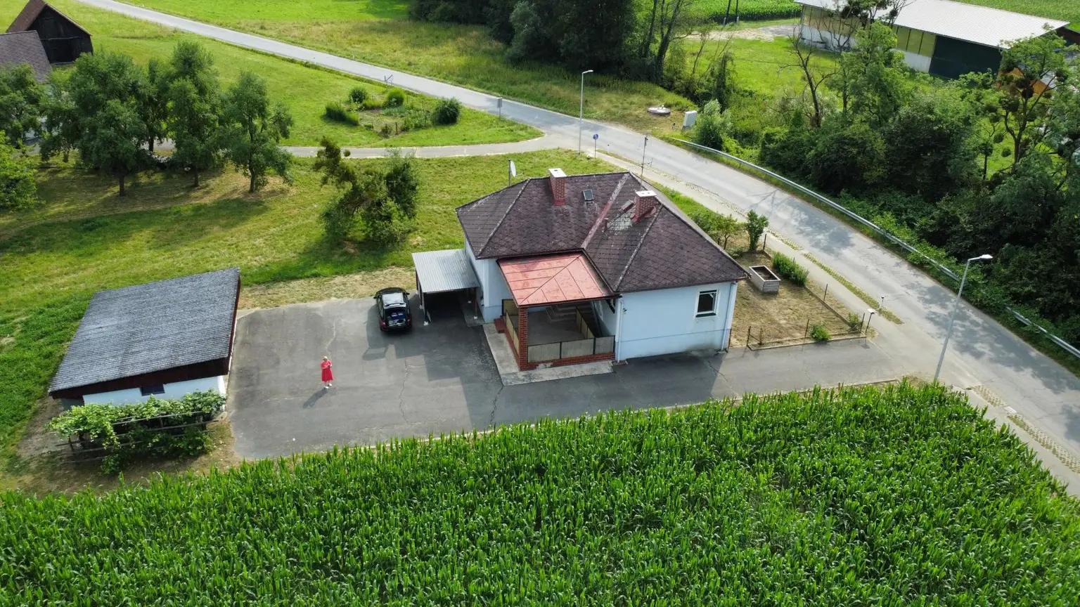 Gepflegter Bungalow auf dem Land mit großzügigem Grundstück