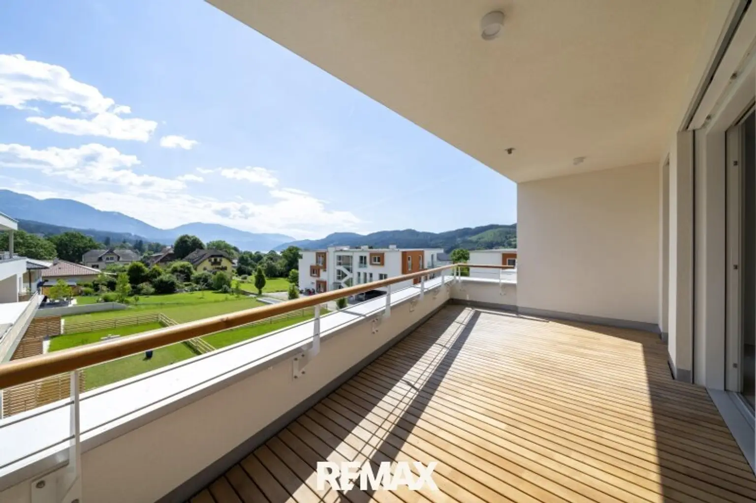 Herrlicher Ostbalkon