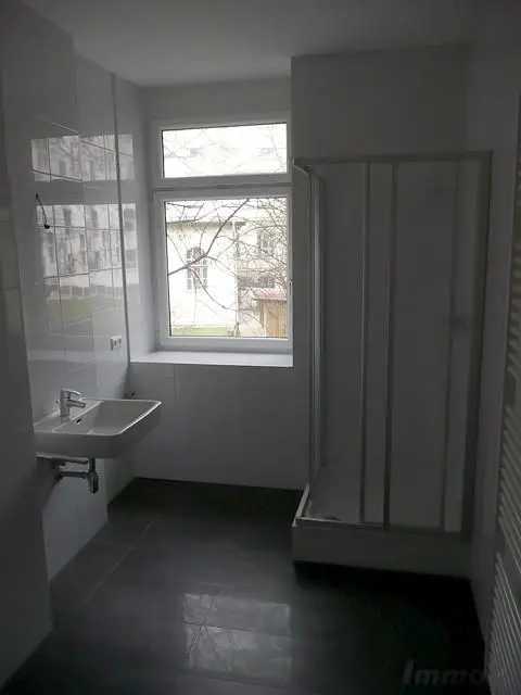 Provisionsfreie 2-Zimmer-Altbauwohnung mit großem Balkon in Herz-Jesu bei Schillerplatz ab 01.01.2026