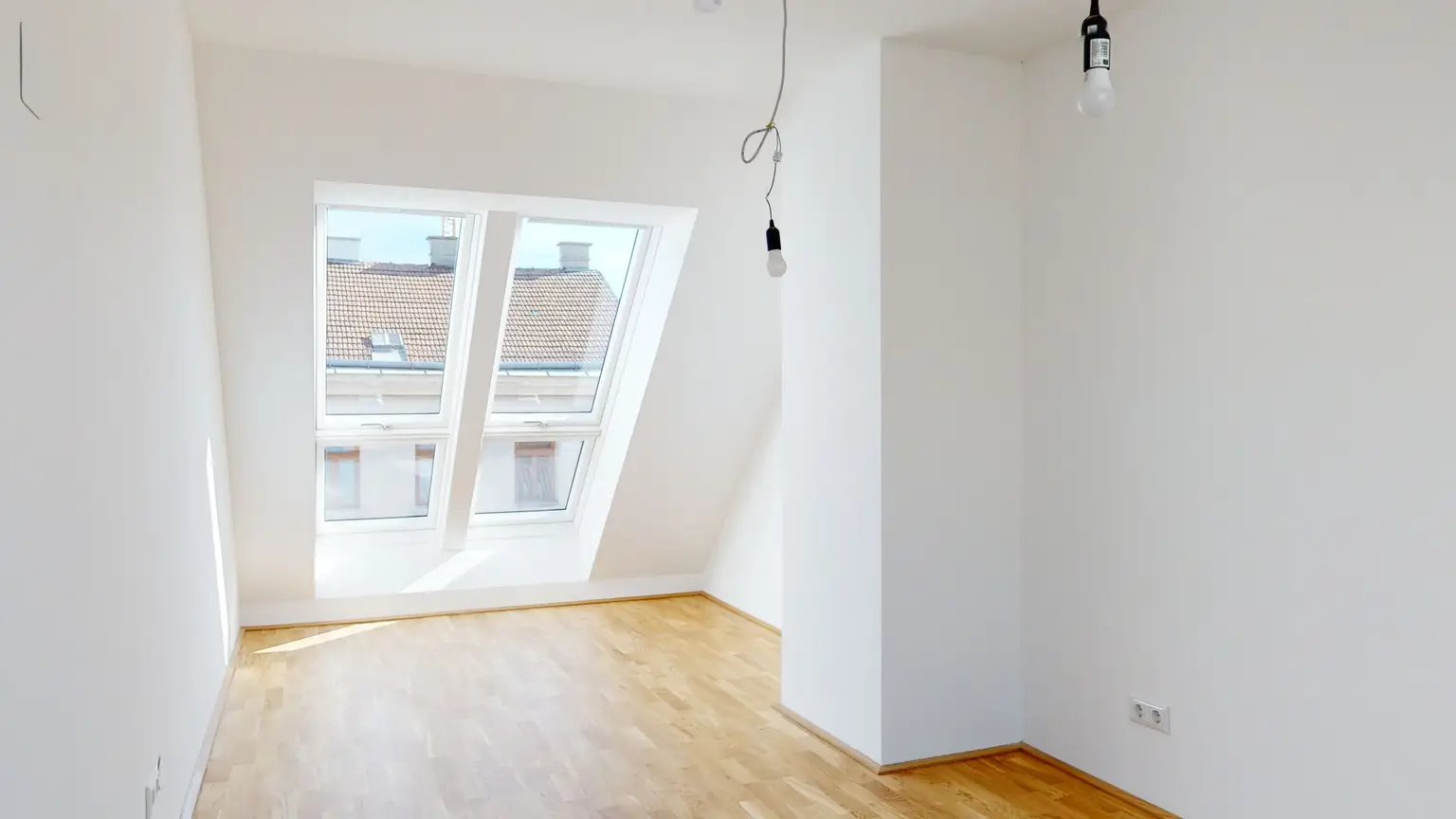 Senefeldergasse: Unbefristet - Sonnige Maisonettewohnung - Gute öffentliche Verkehrsanbindung