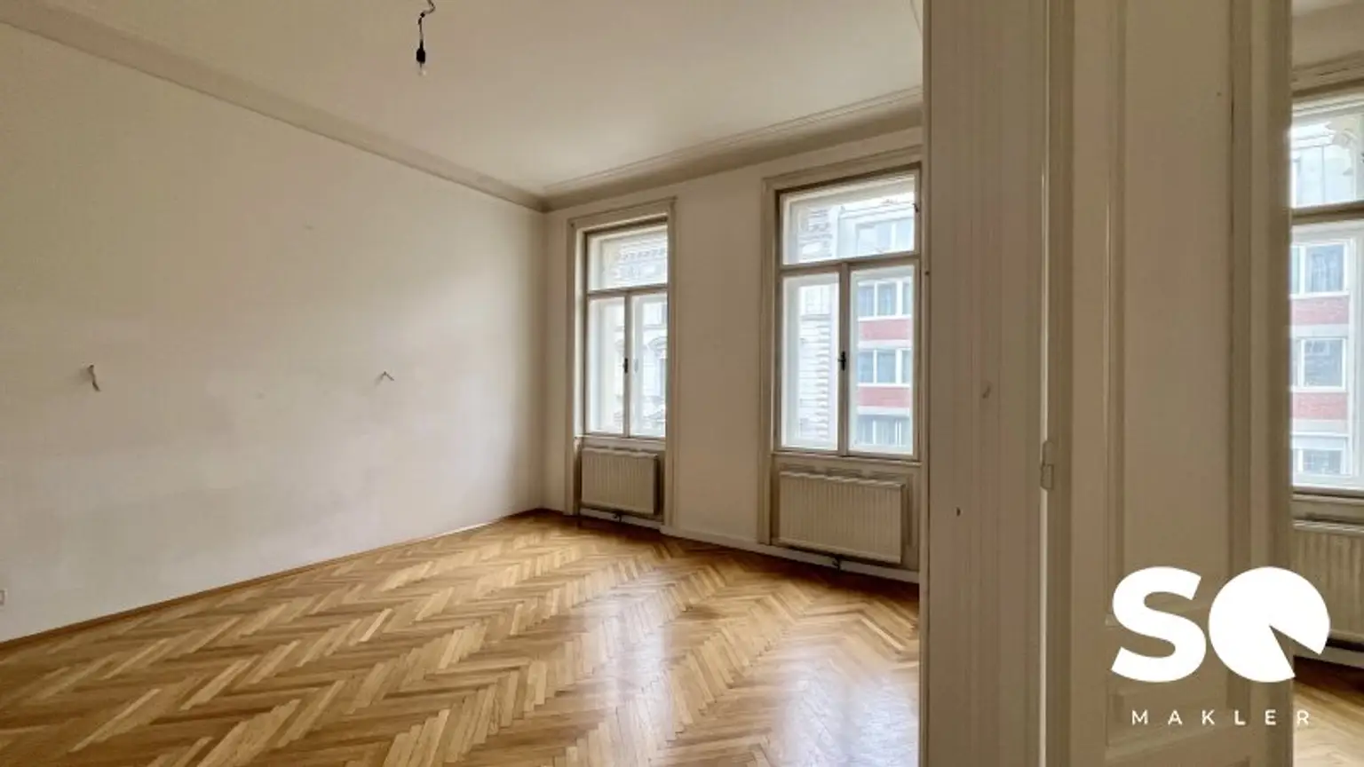 # SQ - CHARMANTE ALTBAUWOHNUNG IN EINEM GEPFLEGTEN ALTBAU -1080 WIEN