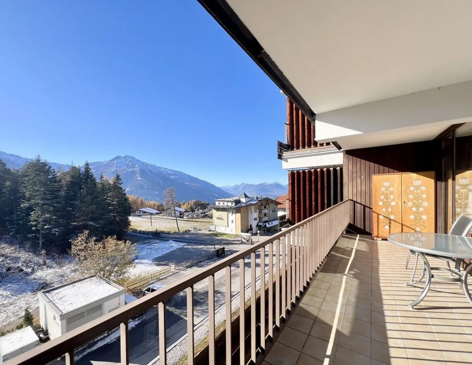 Mösern: Sonnige 3-Zimmer-Wohnung mit Freizeitwohnsitz