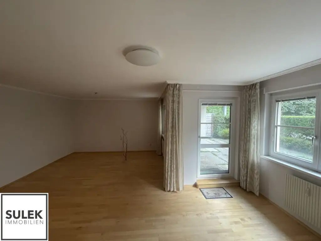 Lichtdurchflutete Gartenwohnung mit toller Ausstattung bei Ober St. Veit