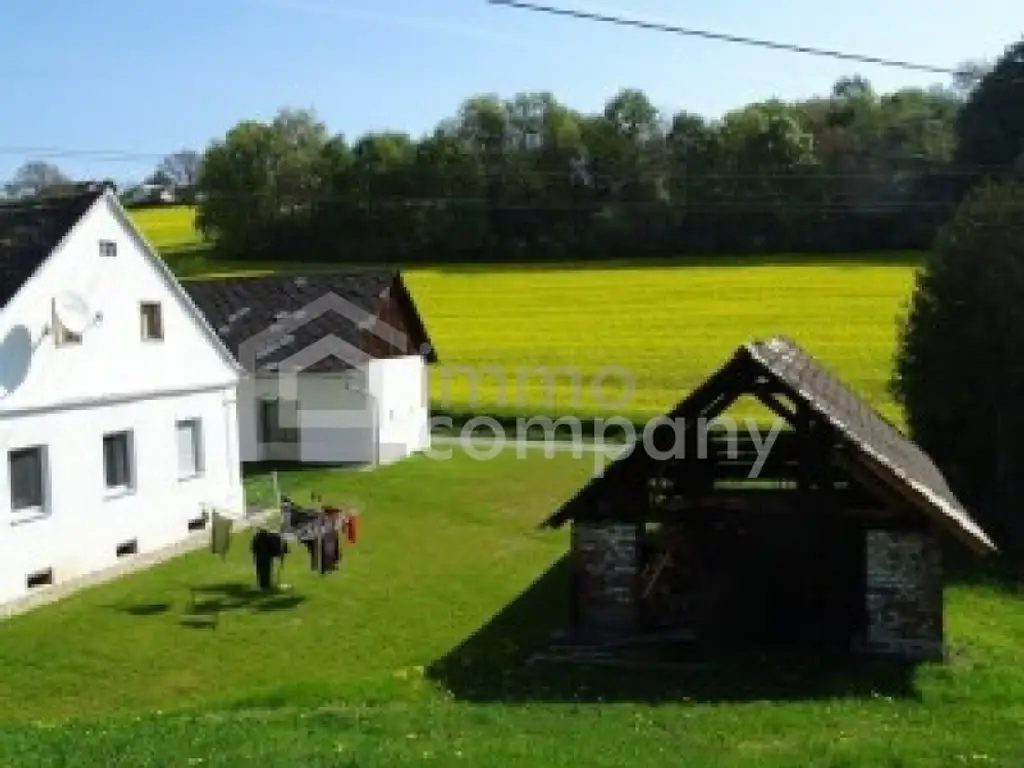Zwei Bauernhäuser – knapp 6 ha arrondierter Grund – Zusammen in Einzellage