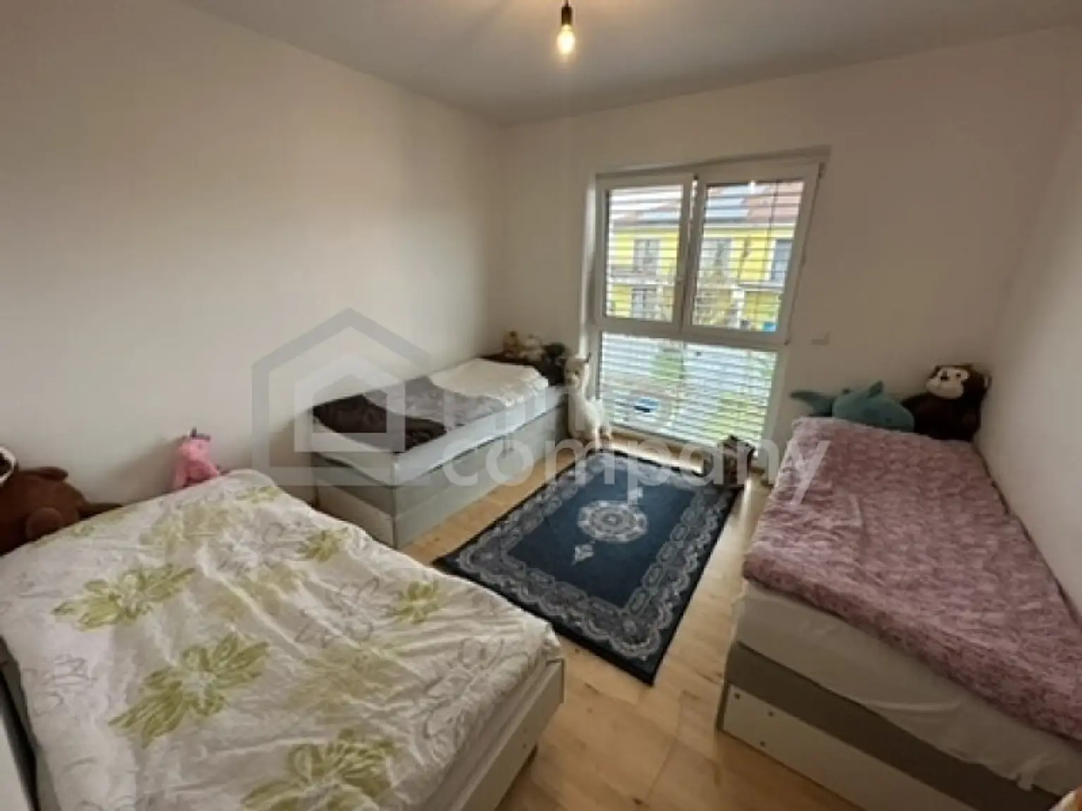 Modernisierte Doppelhaushälfte in Gänserndorf: Ihr neues Zuhause mit Garten und Terrasse!
