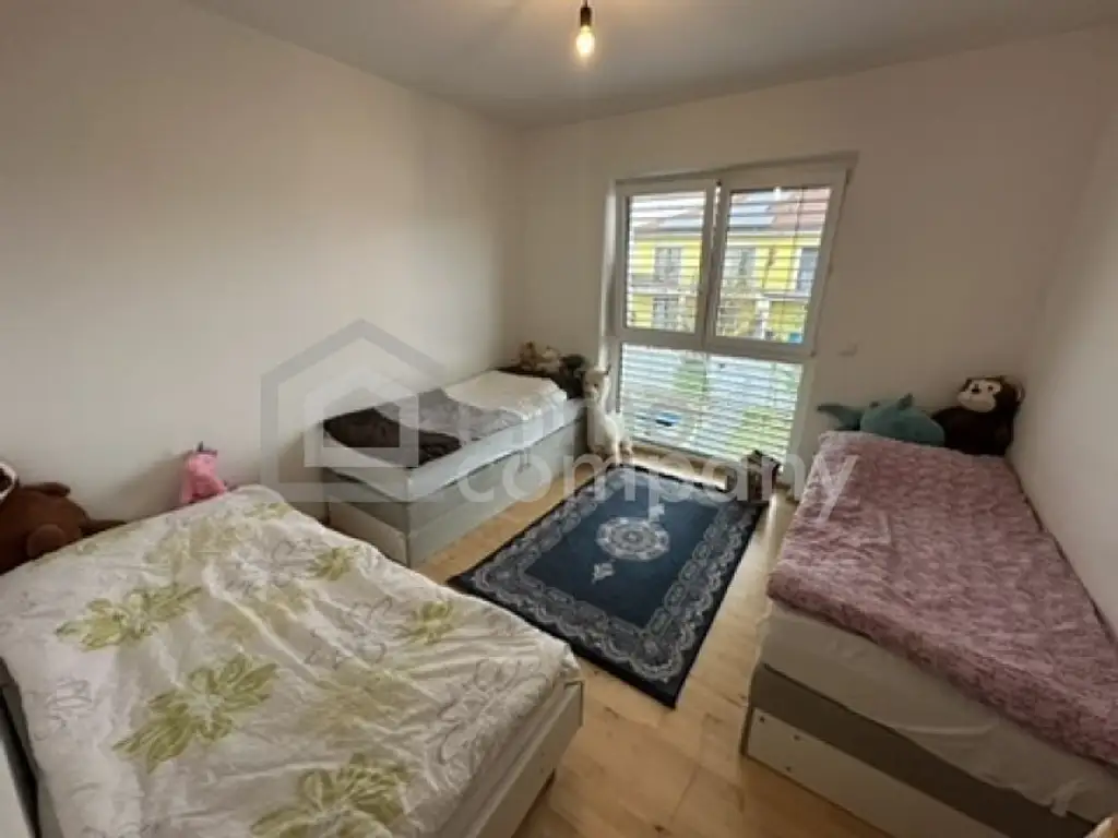 Modernisierte Doppelhaushälfte in Gänserndorf: Ihr neues Zuhause mit Garten und Terrasse!