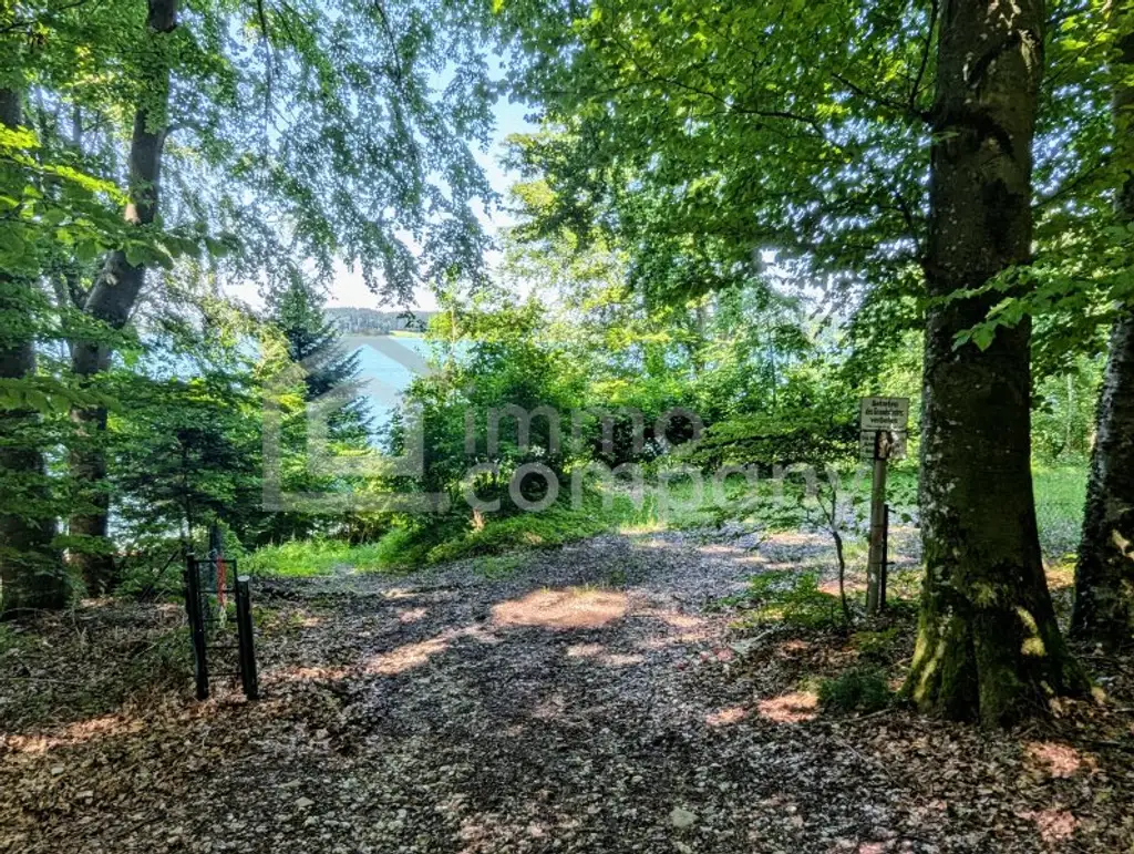 Traumhaftes Seegrundstück in Mattsee - 861m² pure Erholung in Salzburg!