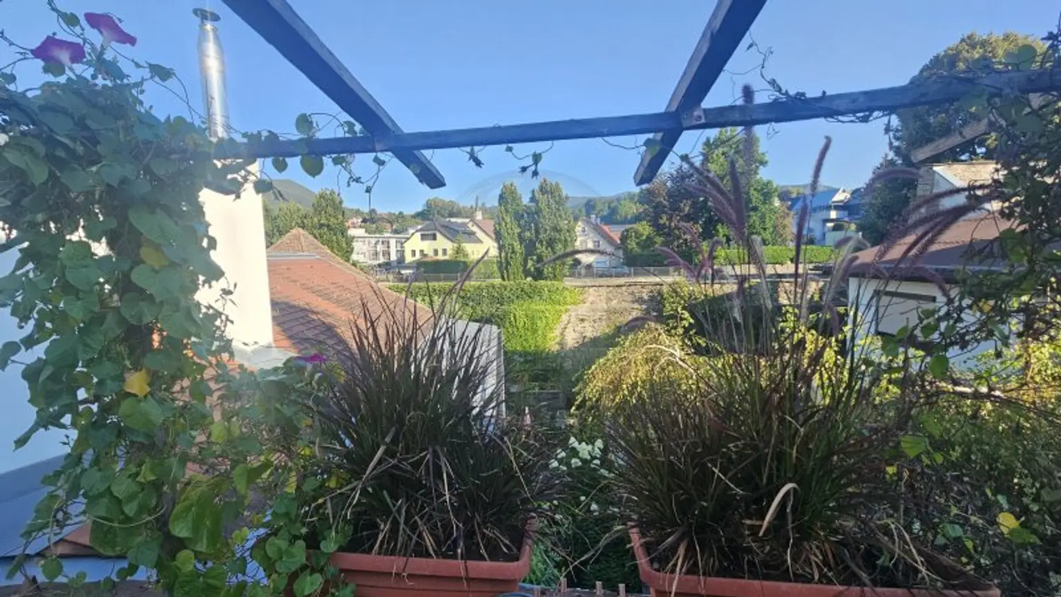 Ausblick von kleiner Terrasse