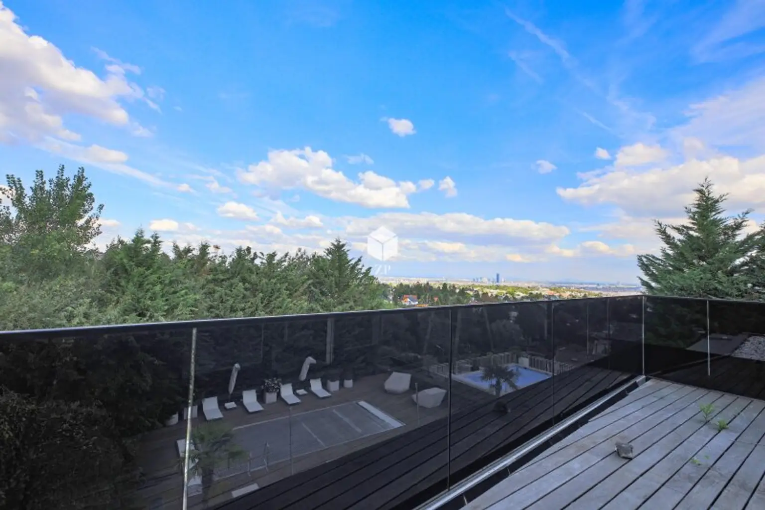 Luxuslage Schafberg: Einmalige Luxus-Maisonette mit Dachterrasse! Weitblick zum Verlieben!