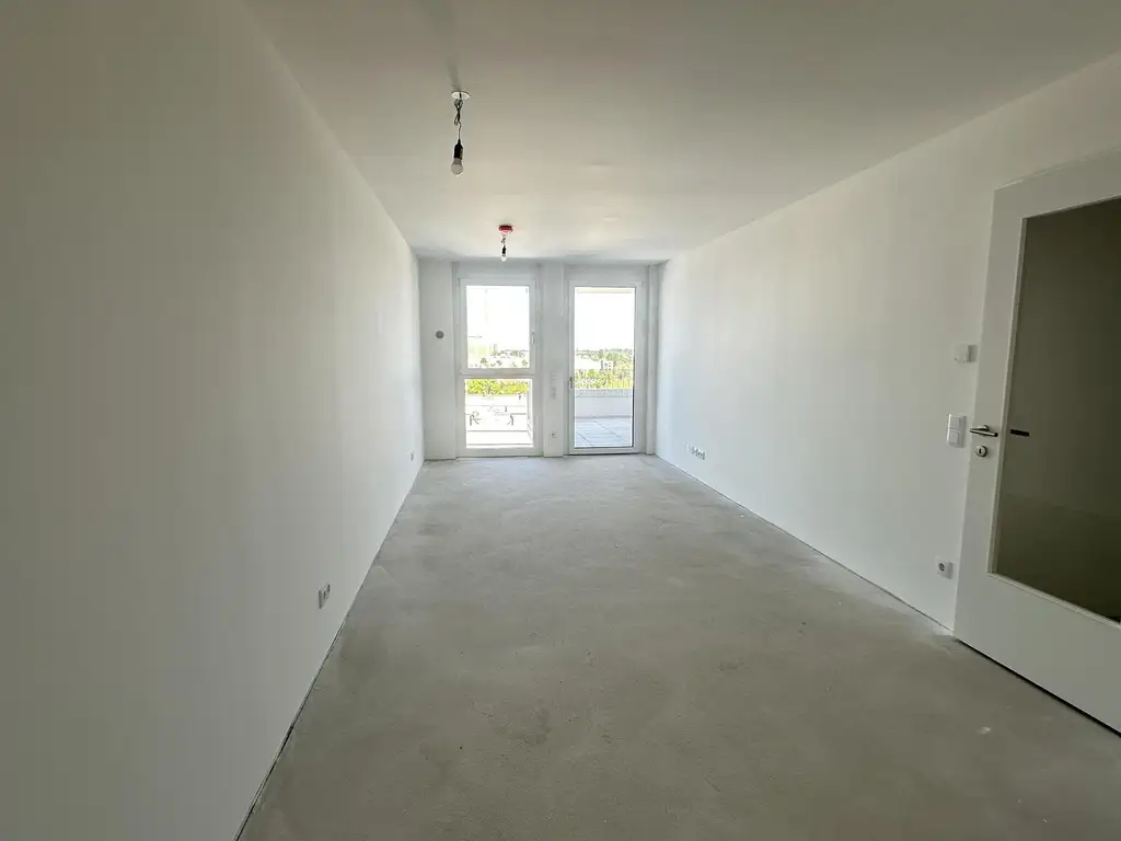 ZU HAUSE DIREKT AN DER U3