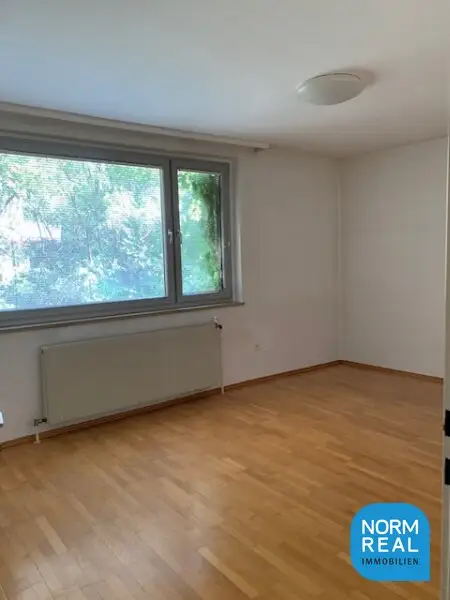 Loggiawohnung in Grünlage