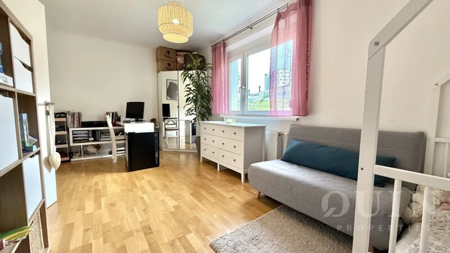 Moderne 3-Zimmer-Wohnung mit Balkon in Hetzendorf – kernsaniert & bestens angebunden