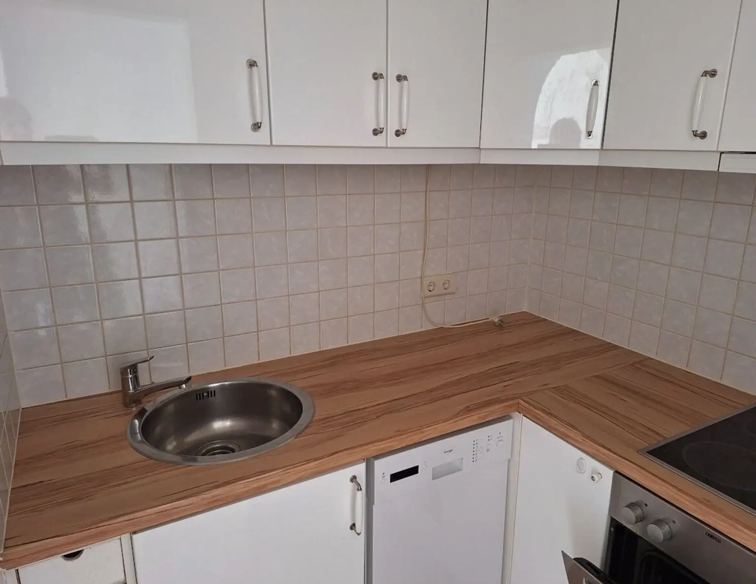 Gemütliches 2-Zimmer-Dachstudio mit Parkplatz
