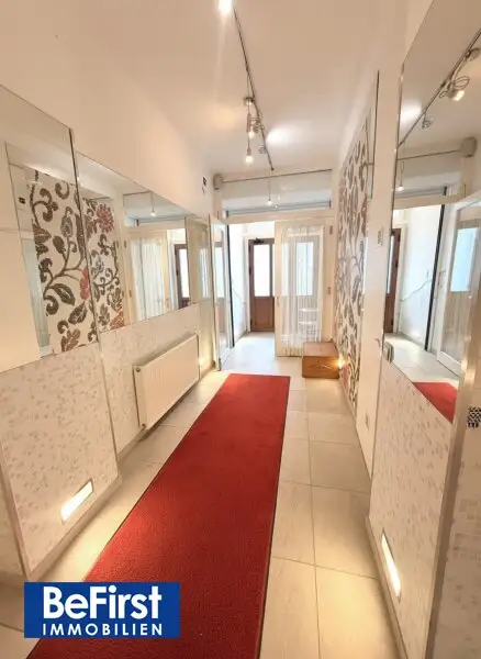 Einzigartige Gelegenheit: Traumhaftes Mehrfamilienhaus in eleganter Lage von Gersthof