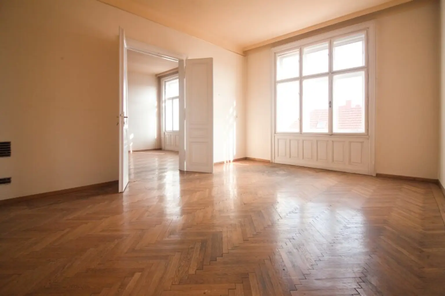 4-Zimmer Wohnung mit herrlichem Altbau-Flair | großzügig | sehr guter Grundriss | sanierungsbedürftig
