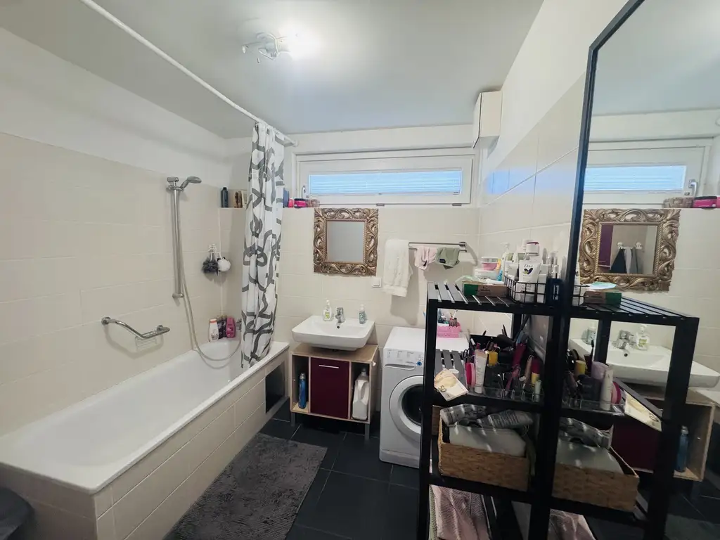 Moderne Wohnung mit Traum-Südbalkon im beliebten CITYGATE – U1 in wenigen Gehminuten