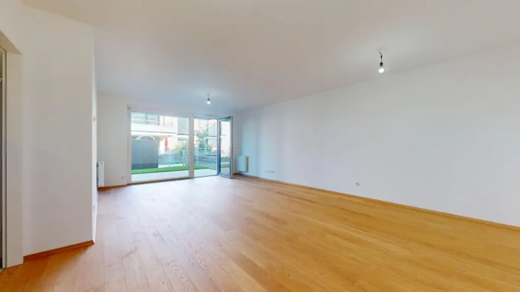 Gut aufgeteilte Familienwohnung mit Garten in absoluter Ruhelage! + Garagenstellplatz