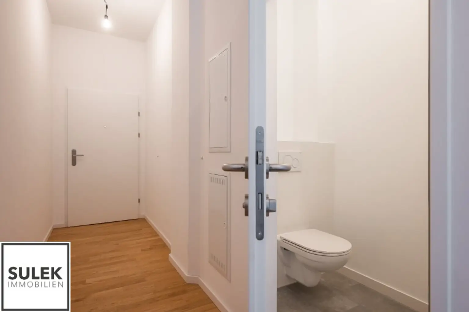 2 Zimmer Wohnung mit Balkon am Donaukanal - Innenstadtnähe - Miete inkl. Heizkosten! (Besichtigungen erst im Jänner möglich!!)