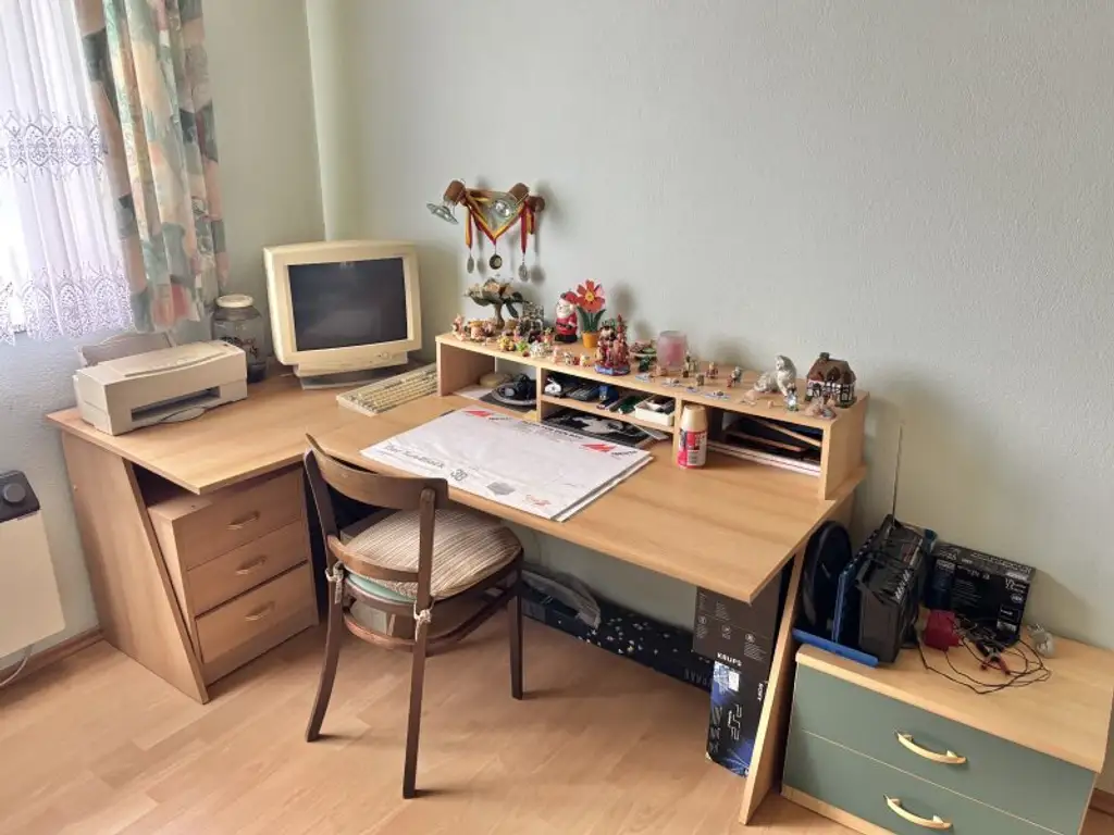 ** GARTENTAGE ** ren.bed. Landhaus mit bezauberndem Grundstück !! Ca. 7.200m 2 Wald inklusive !!