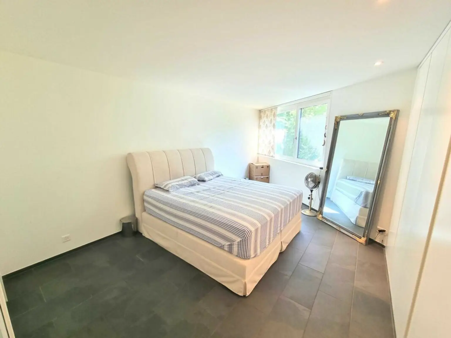 Top moderne Architekten-Villa mit Pool!
