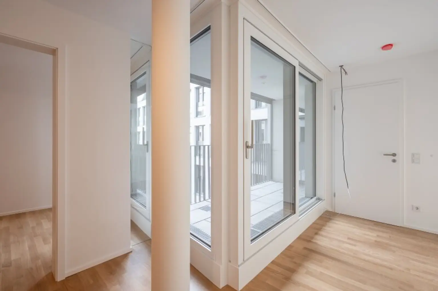 ++MOLLARD 50++  perfect 2-room-apartment in the Heart of the City (1/3)