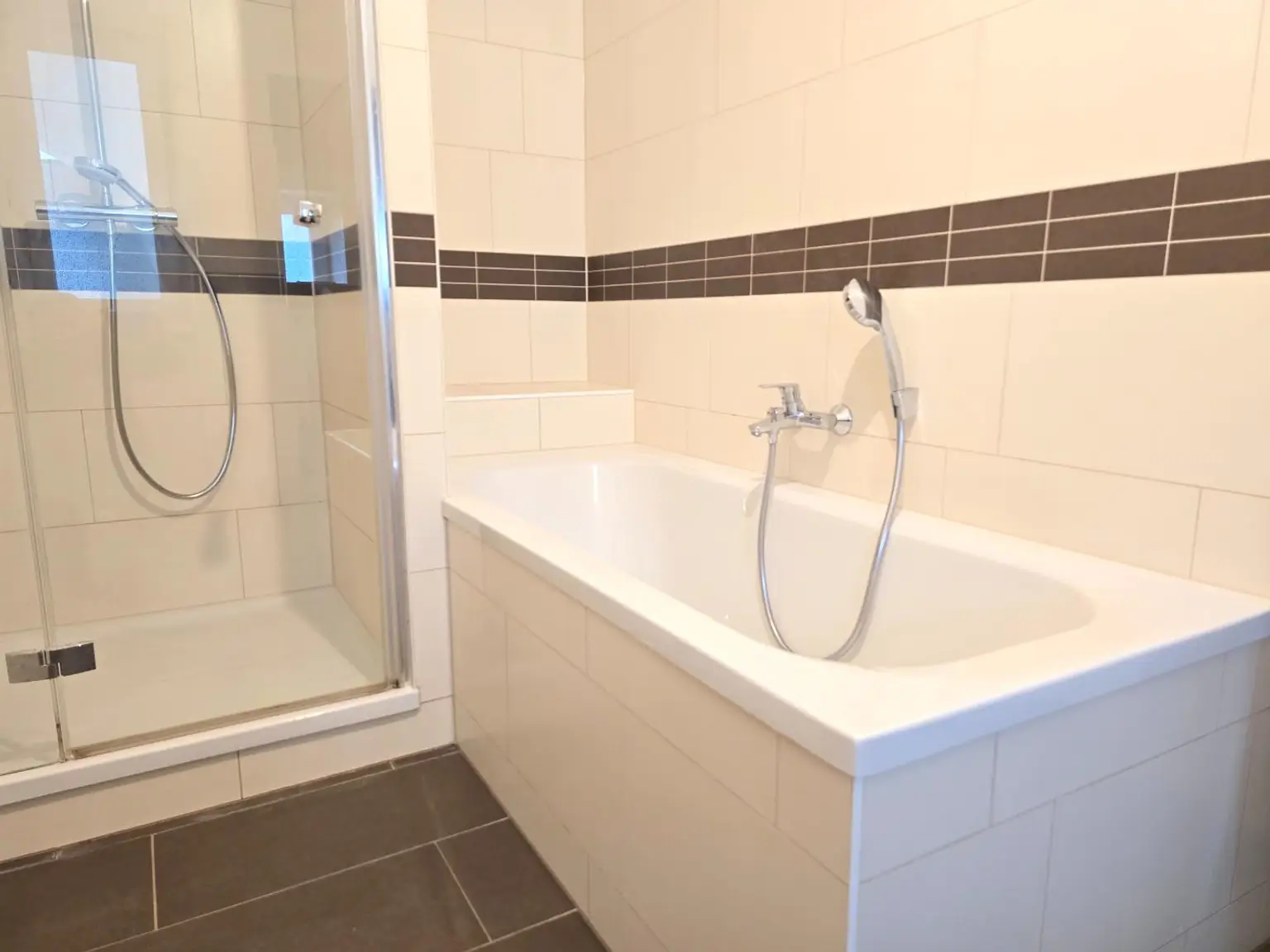 Bruckerstrasse Obj.3338 k