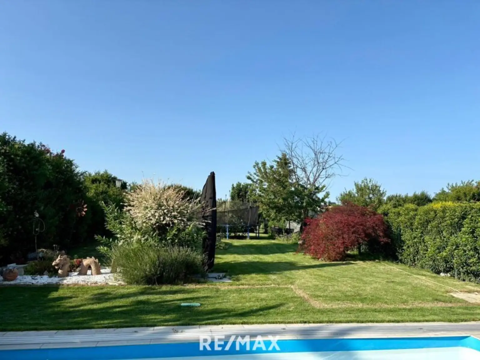 Absolute Ruhelage/Haus mit wunderschönem Garten!