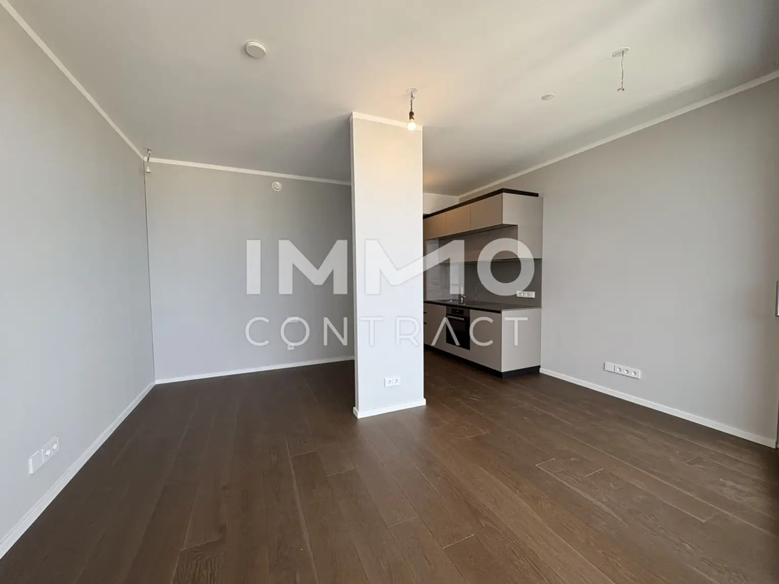 DANUBEFLATS: Sonniges Studio mit Balkon und Rundumblick (Gym, Pool, Spa, Lounges im Turm) - NEW