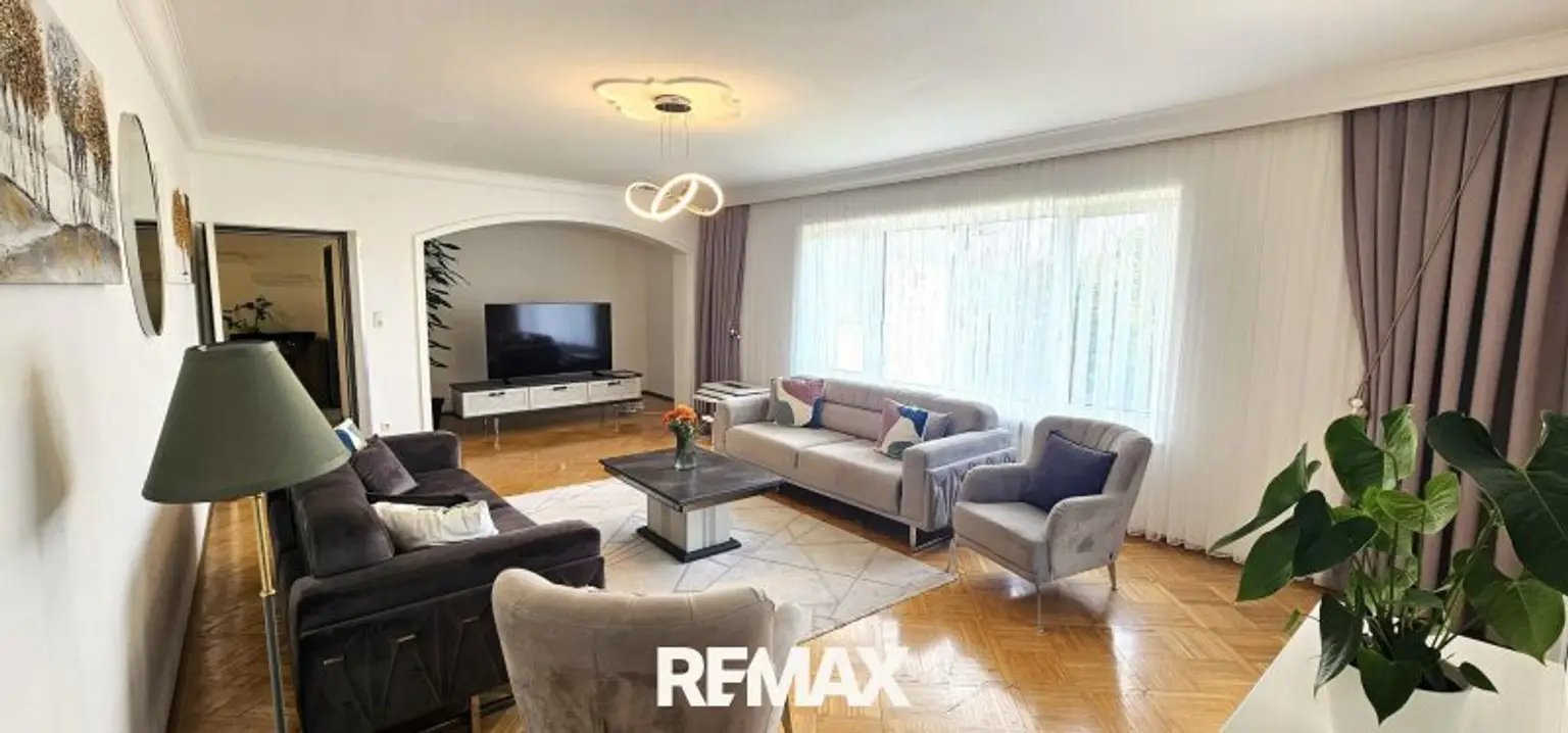 Wohnzimmer 3. Ansicht 39,2m²