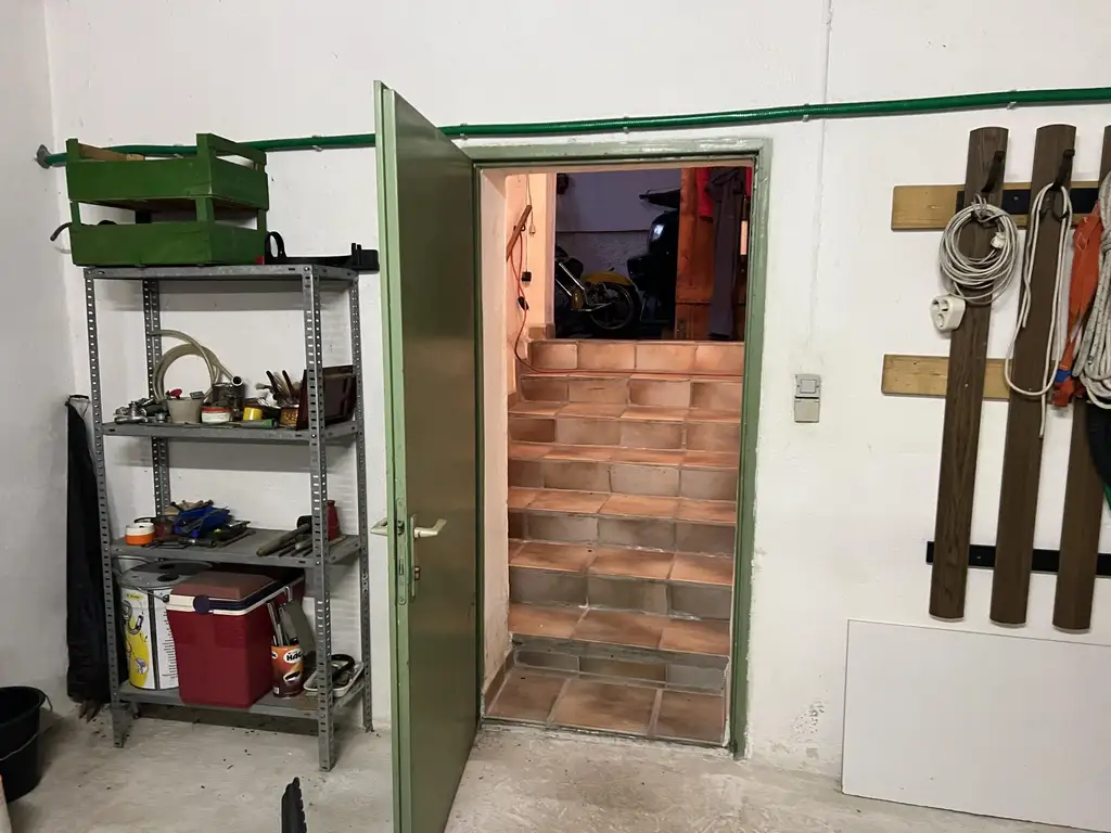 Hier lässt es sich leben...der See ruft! Solides Wohnhaus in Oggau -Bedarf Renovierung!