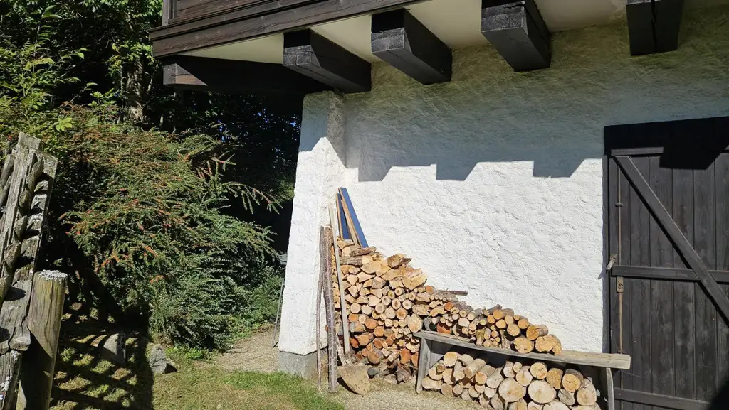 Haus in einzigartiger Alleinlage mit toller Aussicht!