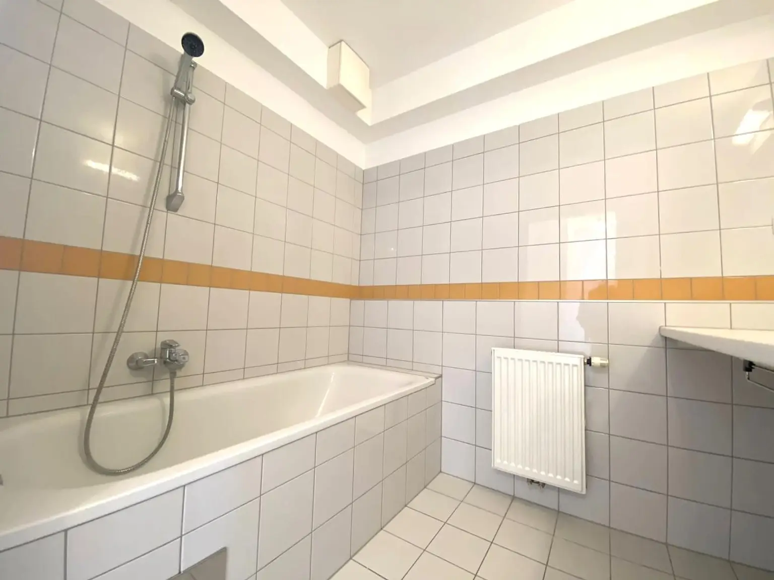 Großzügige Terrassen-Maisonette (EG und 1. OG) mit Eigengarten in U4 Nähe!!