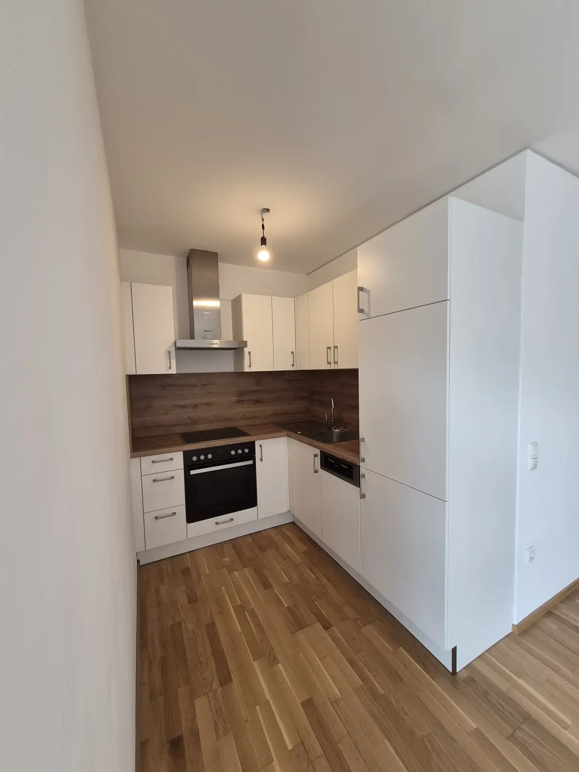 Neubau: Tolle ca. 65 m² Wohnung mit ca. 64 m² Eigengarten und Terrasse