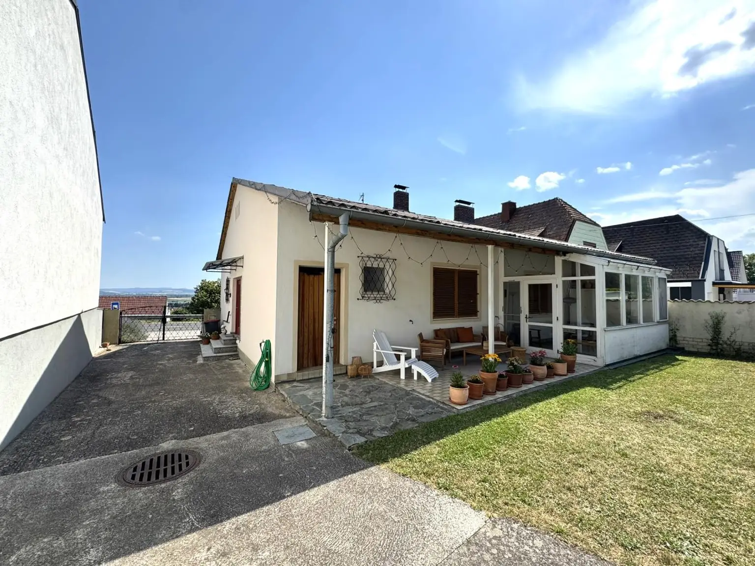 Entzückender Bungalow mit Riesengarten