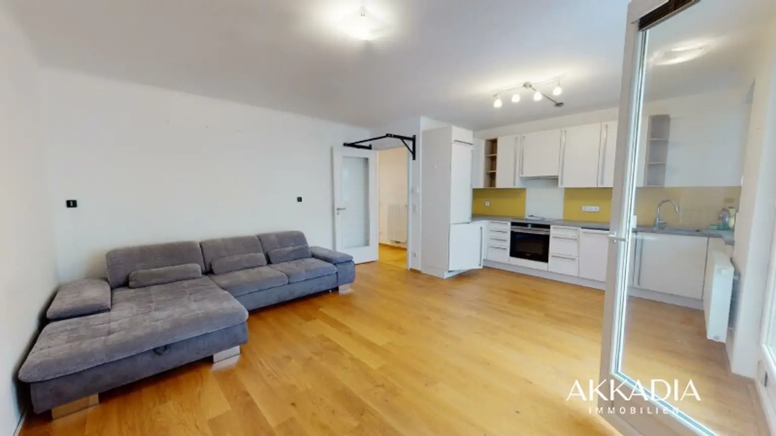 Loggiawohnung am Loquaipark I Besichtigungstermin am Freitag, 31.10 von 16:30 - 18:00 Uhr