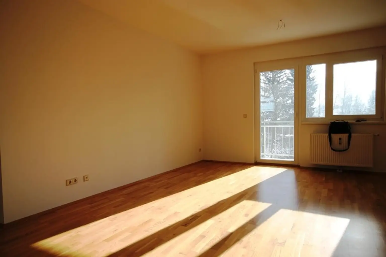 IMS IMMOBILIEN KG 2-3 Zimmer Mietwohnung HALL